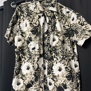 John Varvatos Black and White Casual Button Down Shirt